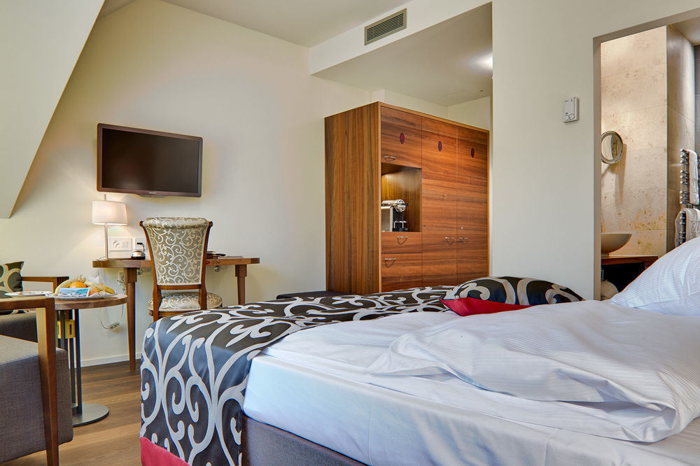 Belvedere Strandhotel Шпиц Экстерьер фото